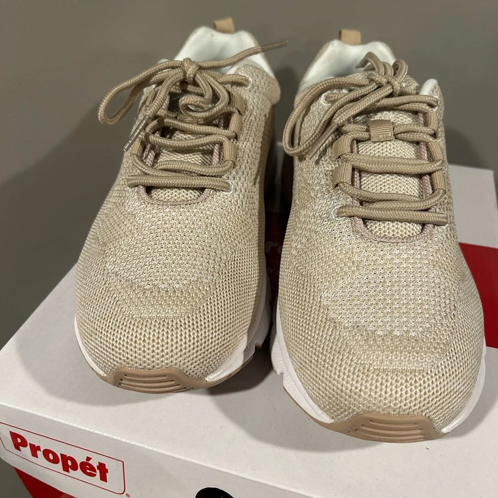 Propet Women’s Sneakers Extra Extra Wide (4E) Stability Fly Beige Shoe - Picture 3 of 4